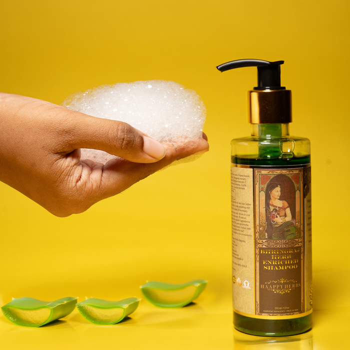 Bhringraj Herb Enriched Shampoo (200ml)
