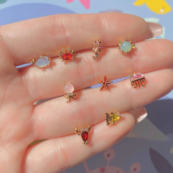 Cutie Crab Studs